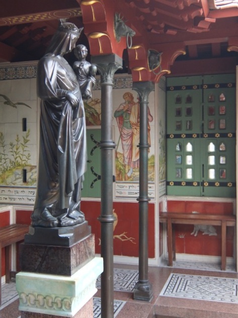 cardiff castle by katie hamer 04