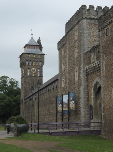cardiff castle by katie hamer 13
