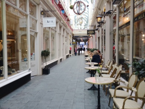 Cafe Barker, Castle Arcade