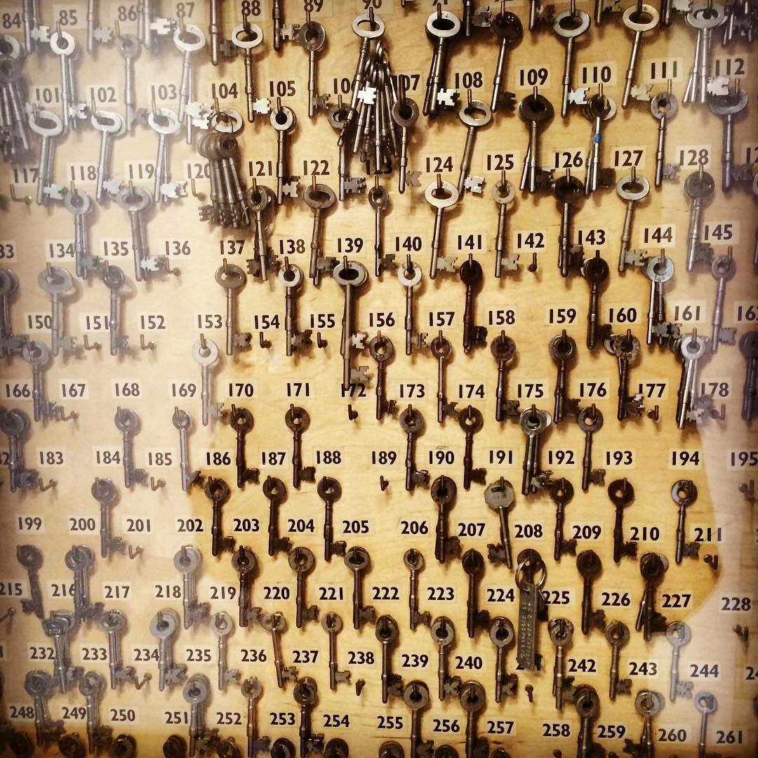 February_instagram_photos_helia_phoenix - 03