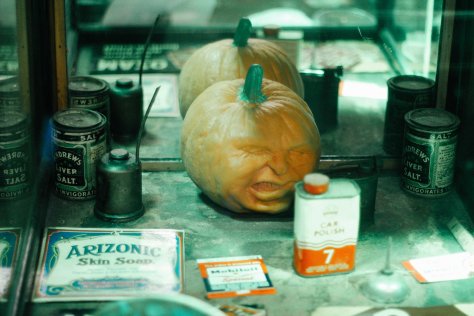 rose-street-flea-market-philip-jenkins14