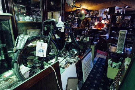 rose-street-flea-market-philip-jenkins16