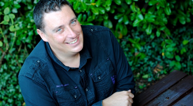 “The stranger arrives to a city, alone” – Wayne